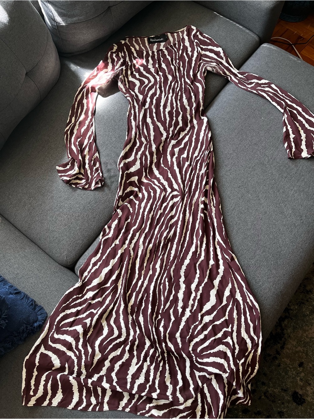 SOLD - Réalisation Par The Gia Animal Silk Maxi Dress Size S Zebra Bell Sleeves - Picture 2 of 13
